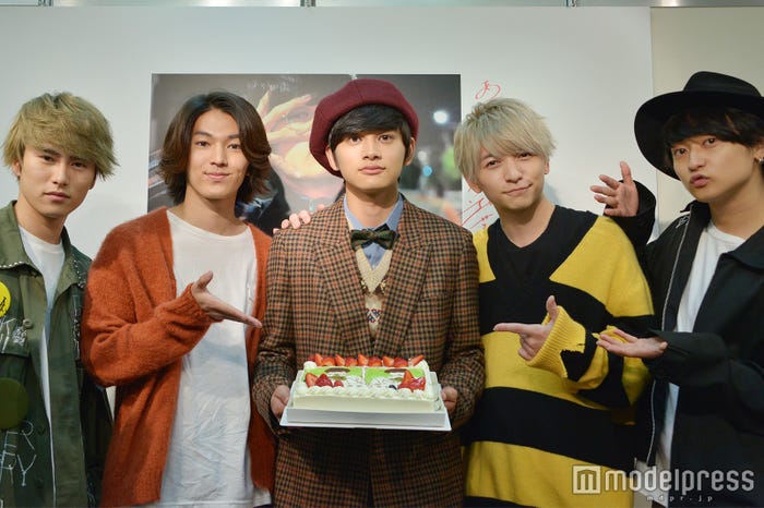 (左から)泉大智、矢部昌暉、北村匠海、小林龍二、橘柊生 (C)モデルプレス