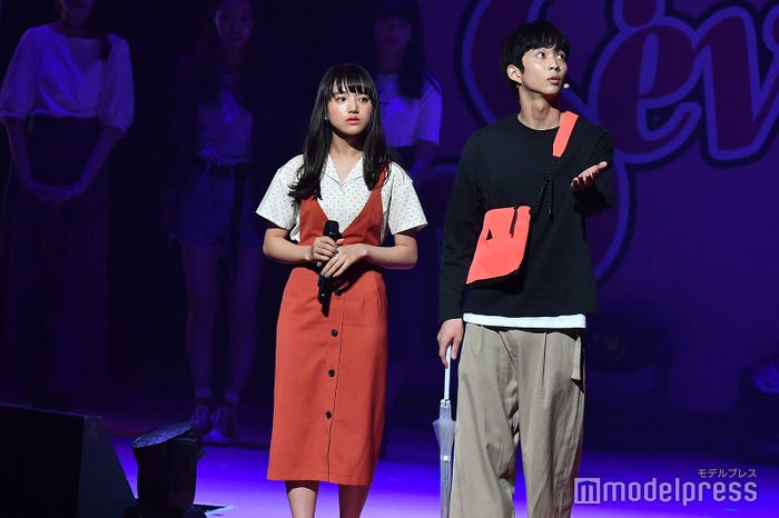 清原果耶、鈴木仁 (C)モデルプレス