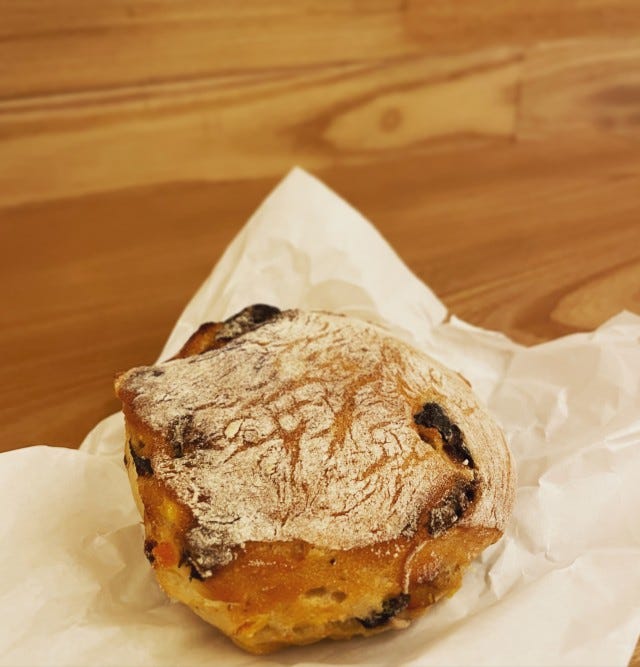 【大阪・パン巡り】パン好きエディターが見つけた、リピートしたい大阪のパン屋さん。「パンデュース」編