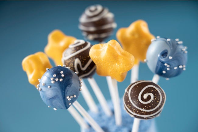 スパークルロリポップブラウニーケーキ／画像提供：ヒルトン福岡シーホーク