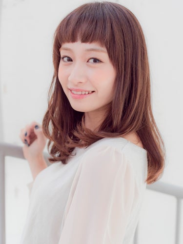 イエベ春に合う暗めの髪色特集 自分に似合う髪色を知っておしゃれに垢抜けよう モデルプレス イエベ春に合う暗めの髪色特集 自分に似合う髪色を知っておしゃれに垢抜けよう モデルプレス