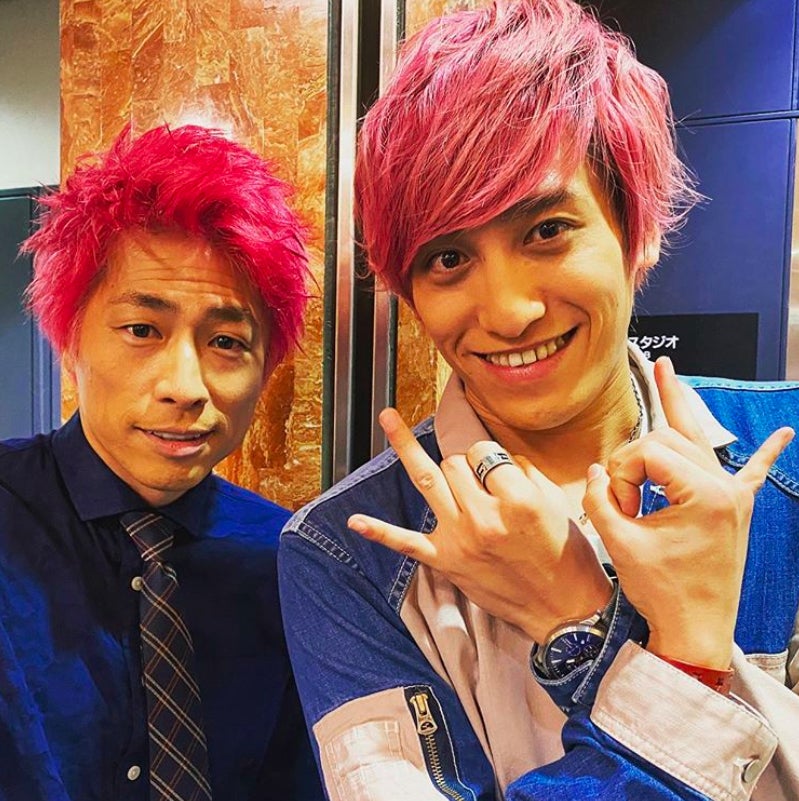 ロンブー田村淳＆EXIT兼近大樹、“新旧”派手髪2ショットが話題