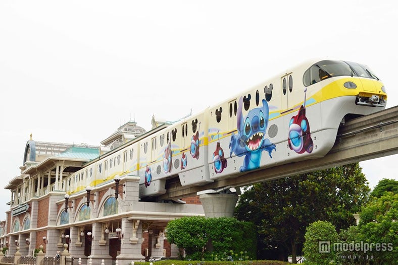 ディズニーリゾートライン「スティッチ・エンカウンター・ライナー」（C）Disney