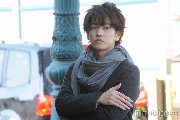 佐藤健(C)2016 映画『世界から猫が消えたなら』製作委員会