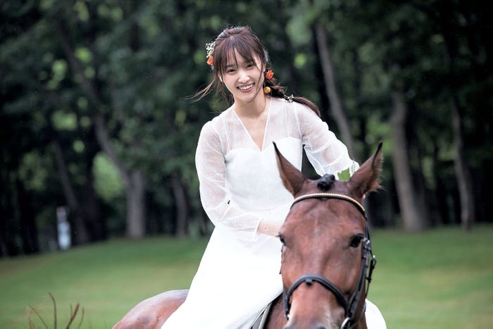 菅井友香(C)細居幸次郎/集英社