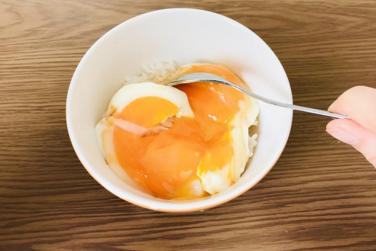 目玉焼きごはん