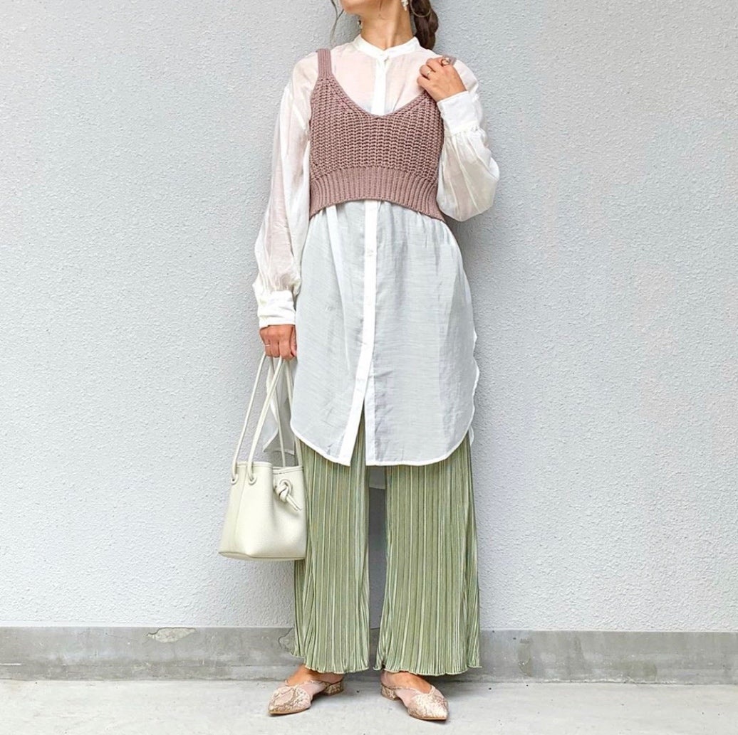 Gu しまむら 秋も人気は継続中 プリーツパンツ の大人コーデ モデルプレス Gu しまむら 秋も人気は継続中 プリーツパンツ の大人コーデ モデルプレス