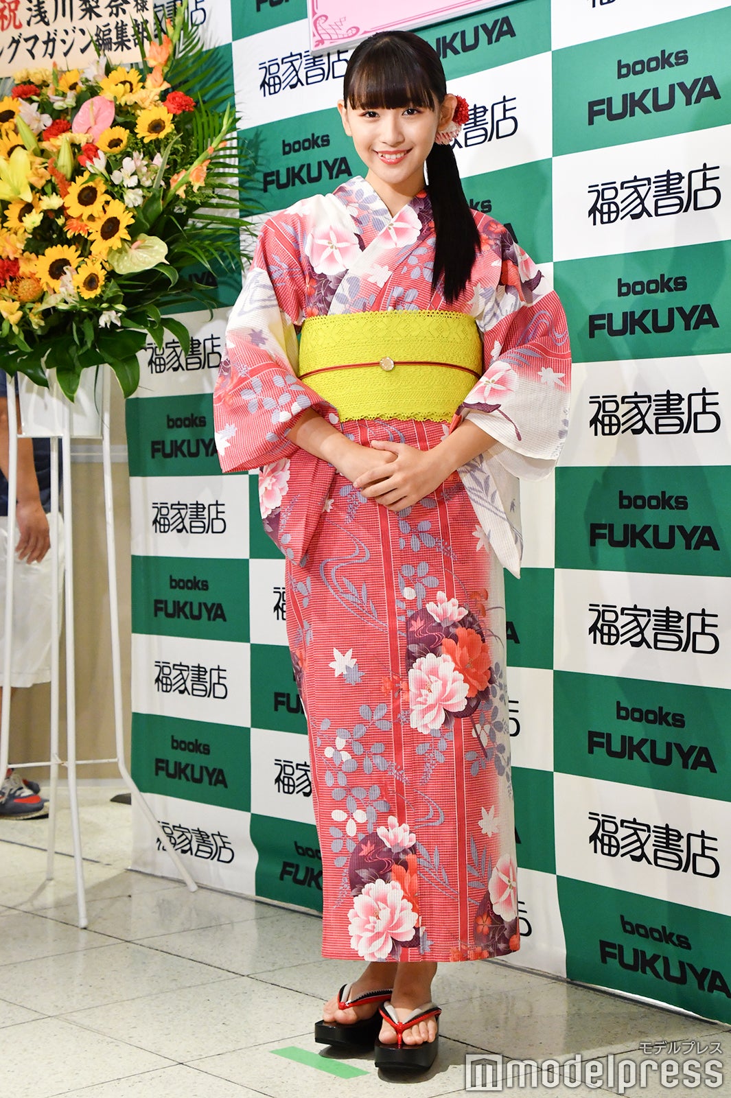 浅川梨奈（C）モデルプレス