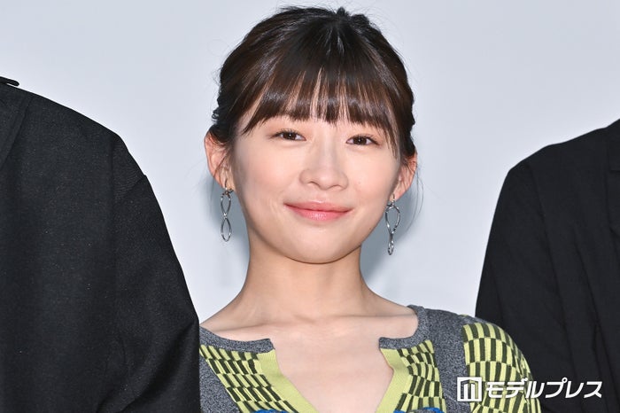伊藤沙莉“2人の兄”とのコラボ3ショットが話題「仲良し」「似てる」