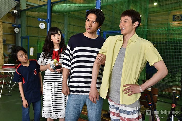 左から:佐藤瑠生亮、木南晴夏、橘ケンチ、荒木宏文