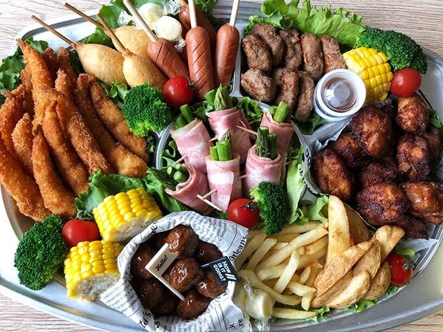 簡単なのに見栄え なオードブルの盛り付け例 おしゃれな食卓を演出するヒント モデルプレス 簡単なのに見栄え なオードブルの盛り付け例 おしゃれな食卓を演出するヒント モデルプレス