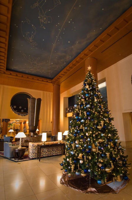 「ディズニーアンバサダーホテル」イメージ(C)Disney