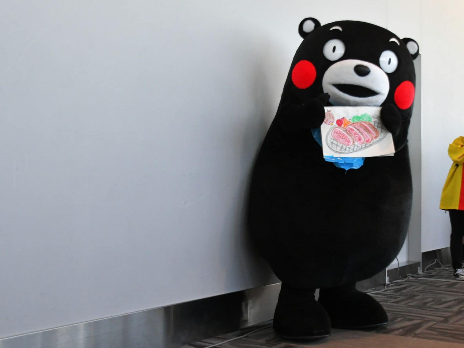 描きながらよだれが……=8月2日・3日、東京都大田区
