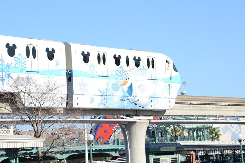 「アナとエルサのフローズンファンタジー・ライナー」