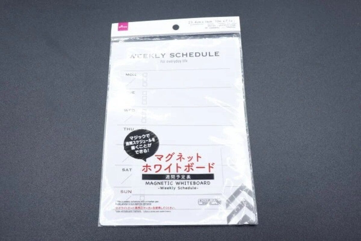 ダイソーのマグネットホワイトボード