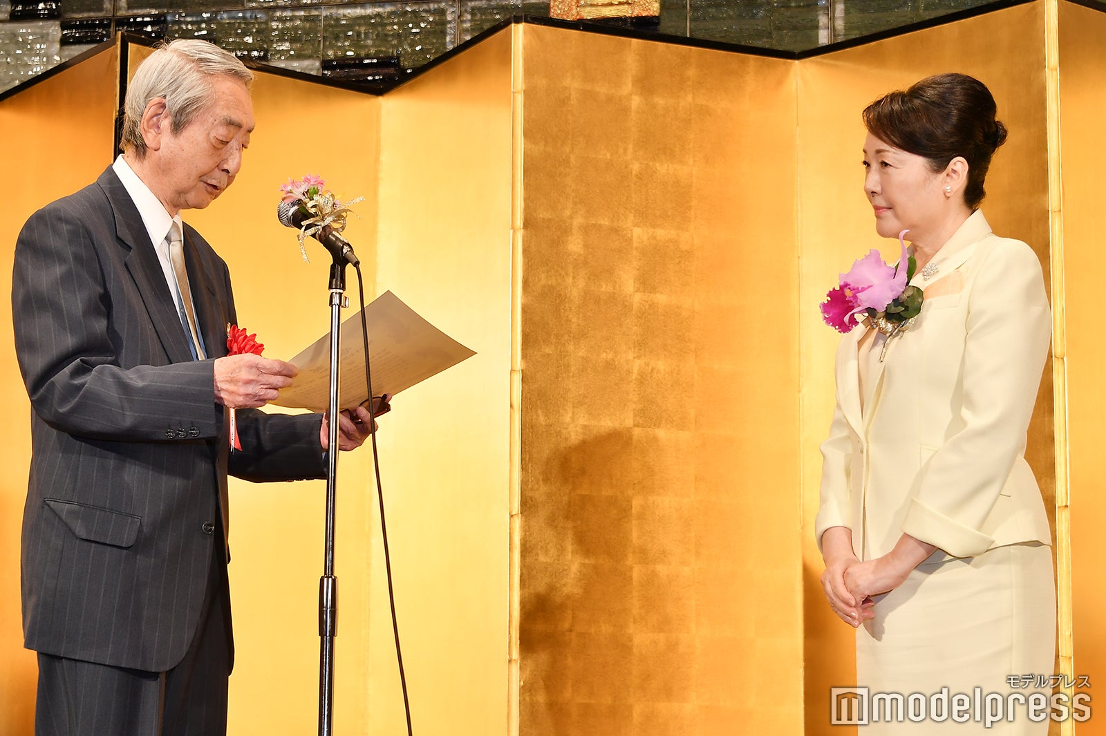 松坂慶子（右） （C）モデルプレス