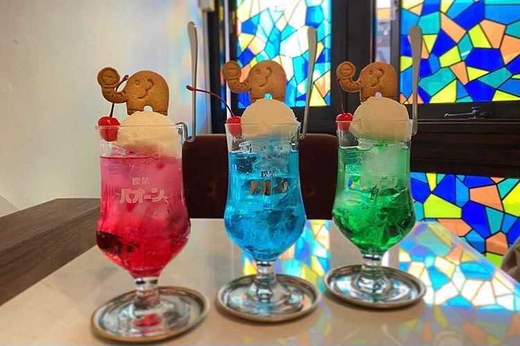クリームソーダ／画像提供：喫茶パオーン
