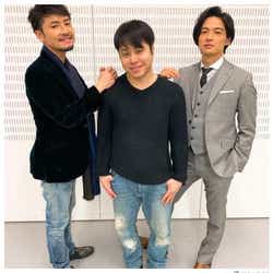 モデルプレス - ノンスタ井上裕介、バチェラーに挟まれる 3ショットに反響