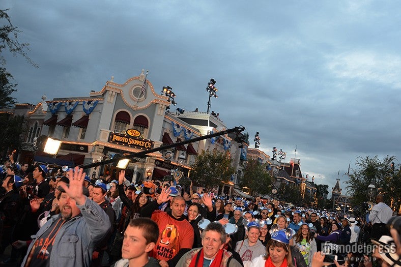 米ディズニーランド60周年記念イベント「ダイヤモンド・セレブレーション」