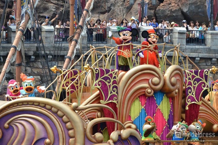 ディズニーシー「ハロウィーン・デイドリーム ―スケルトンズ・サプライズ」