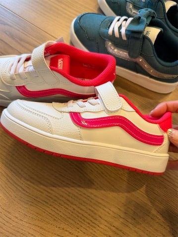 クワバタオハラ小原、夫・マック鈴木と‟ぶらぶらデート”「ホワイトデーのプレゼント選び」で買った物