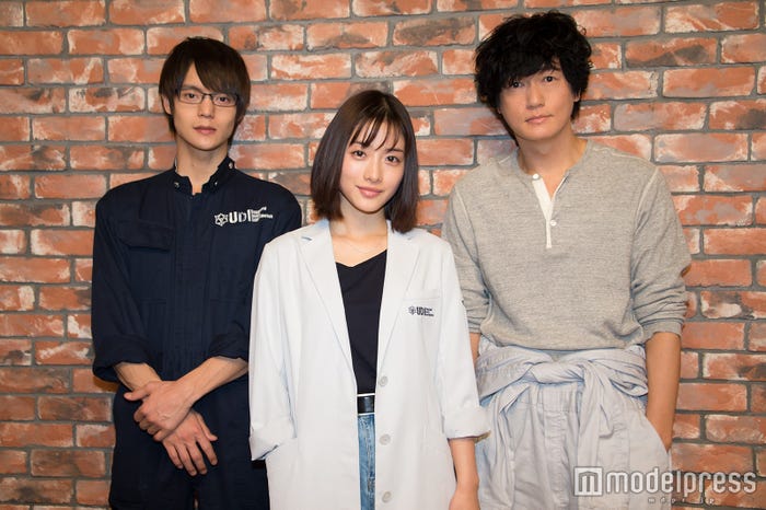 窪田正孝、石原さとみ、井浦新(C)モデルプレス