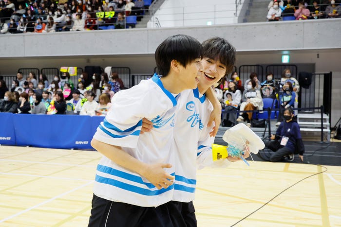 溝口琢矢、本島純政「最初で最後?!TEAM HANDSOME!冬の大運動会」(提供写真)