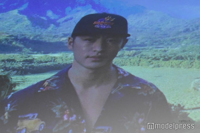 佐野玲於が公開した“人生で1番大切な写真” (C)モデルプレス