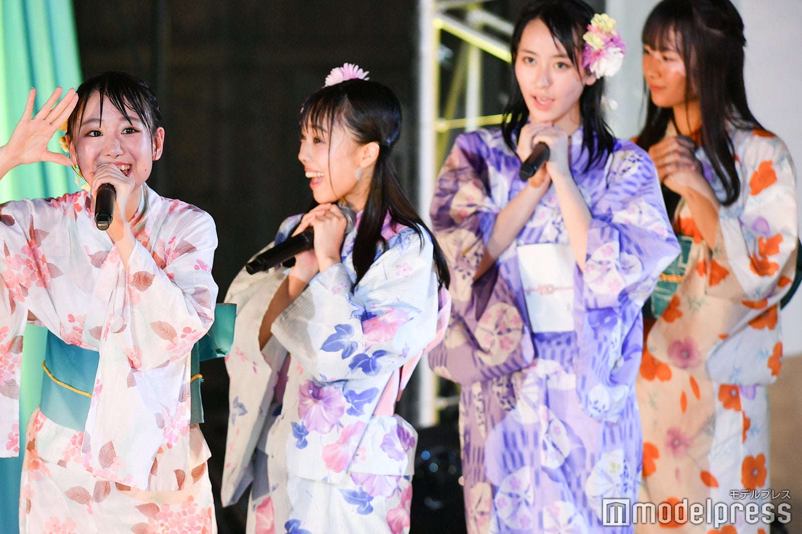 瀧脇笙古（左）／＝LOVE ≠ME スペシャルコンサート「24 girls」 （C）モデルプレス