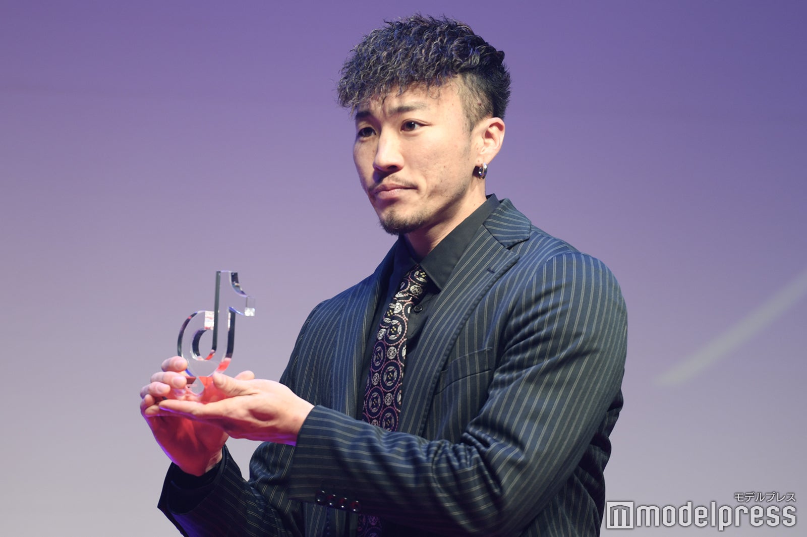  イヌイサン（C）モデルプレス