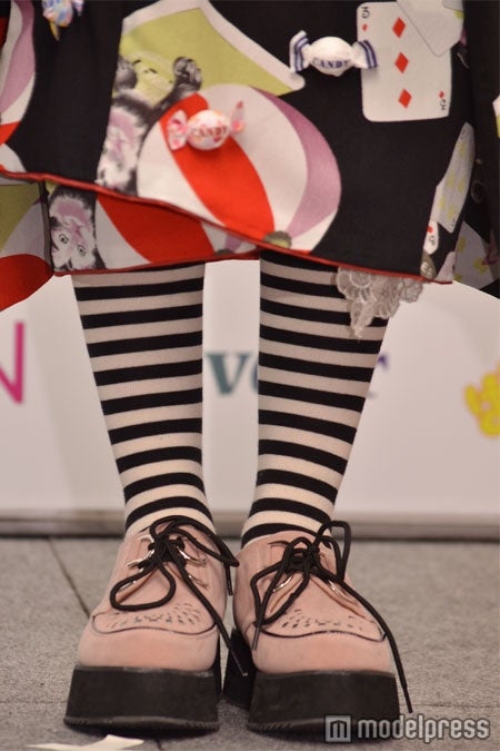 足元のラバーソールがポイント