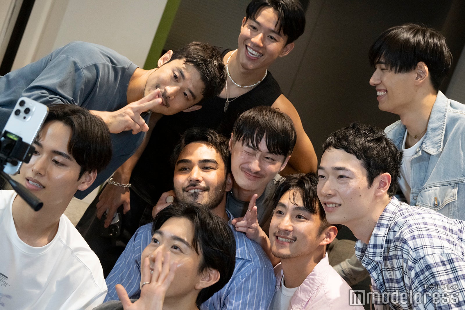 「ボーイフレンド」Instagram配信の様子（C）モデルプレス