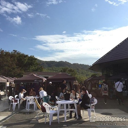 南仏のマルシェ空間が横浜に 身体に優しいオーガニックグルメが集結