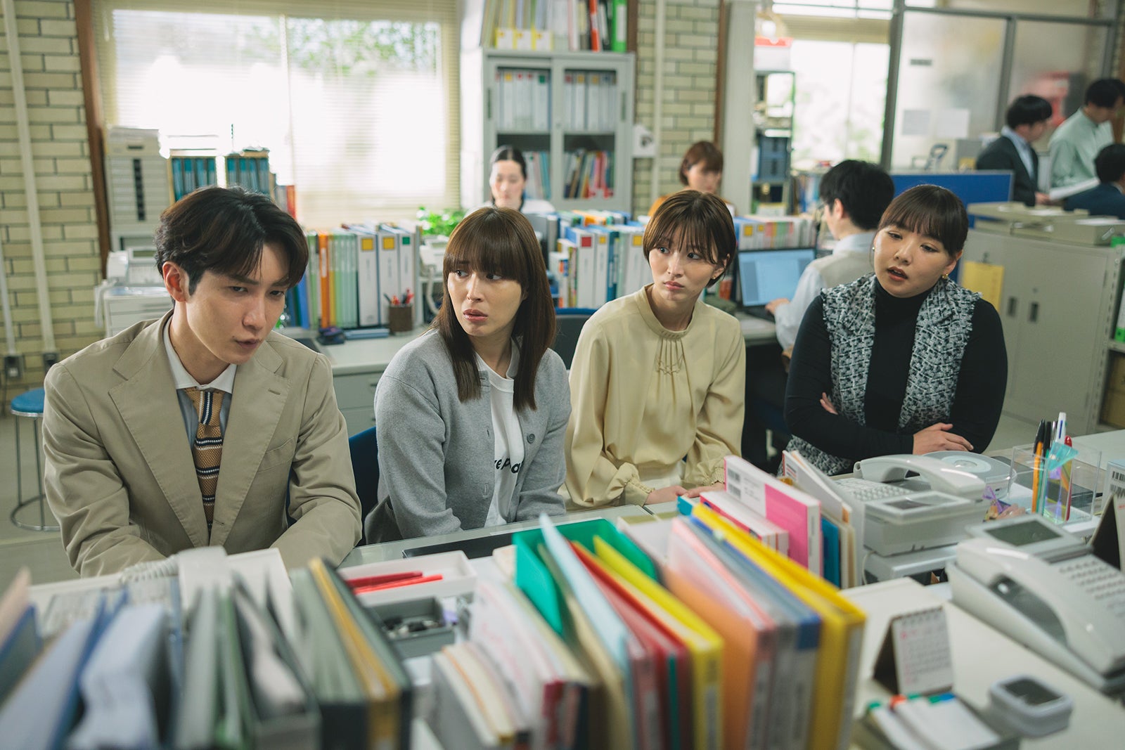 渡辺翔太、広瀬アリス、岡崎紗絵、野呂佳代「なんで私が神説教」第9話（C）日本テレビ