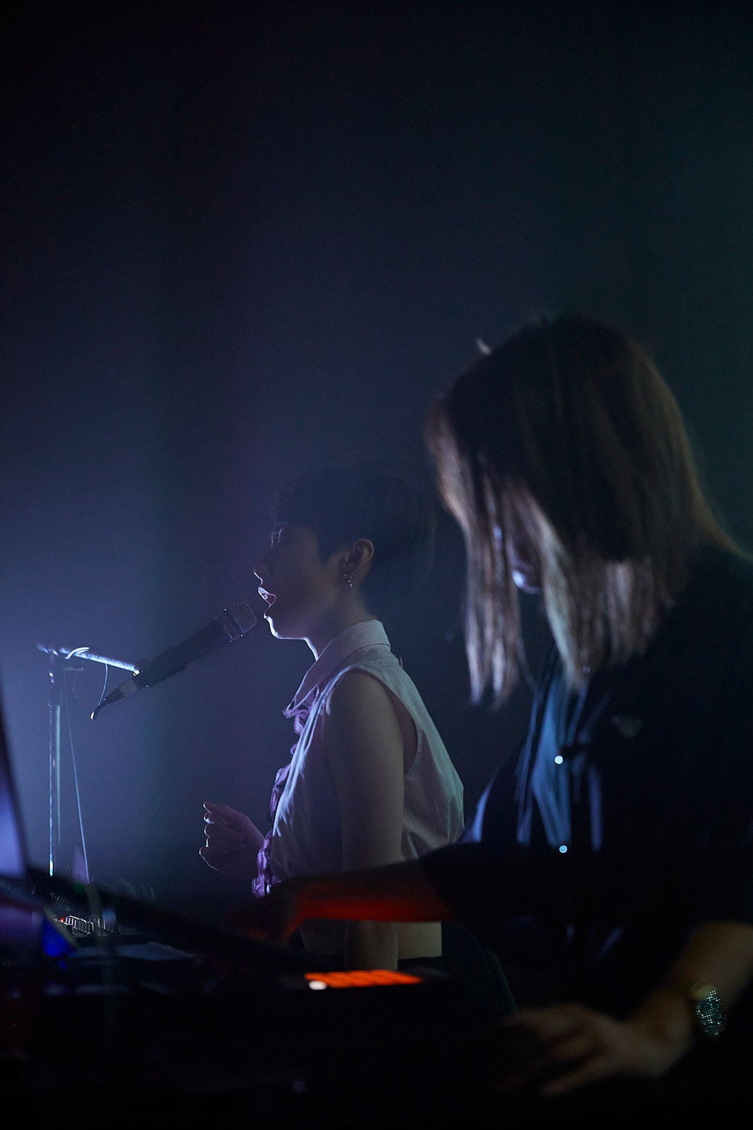 YURI URANO、MANAMI SAKAMOTO「PRADA EXTENDS TOKYO」より（提供写真）