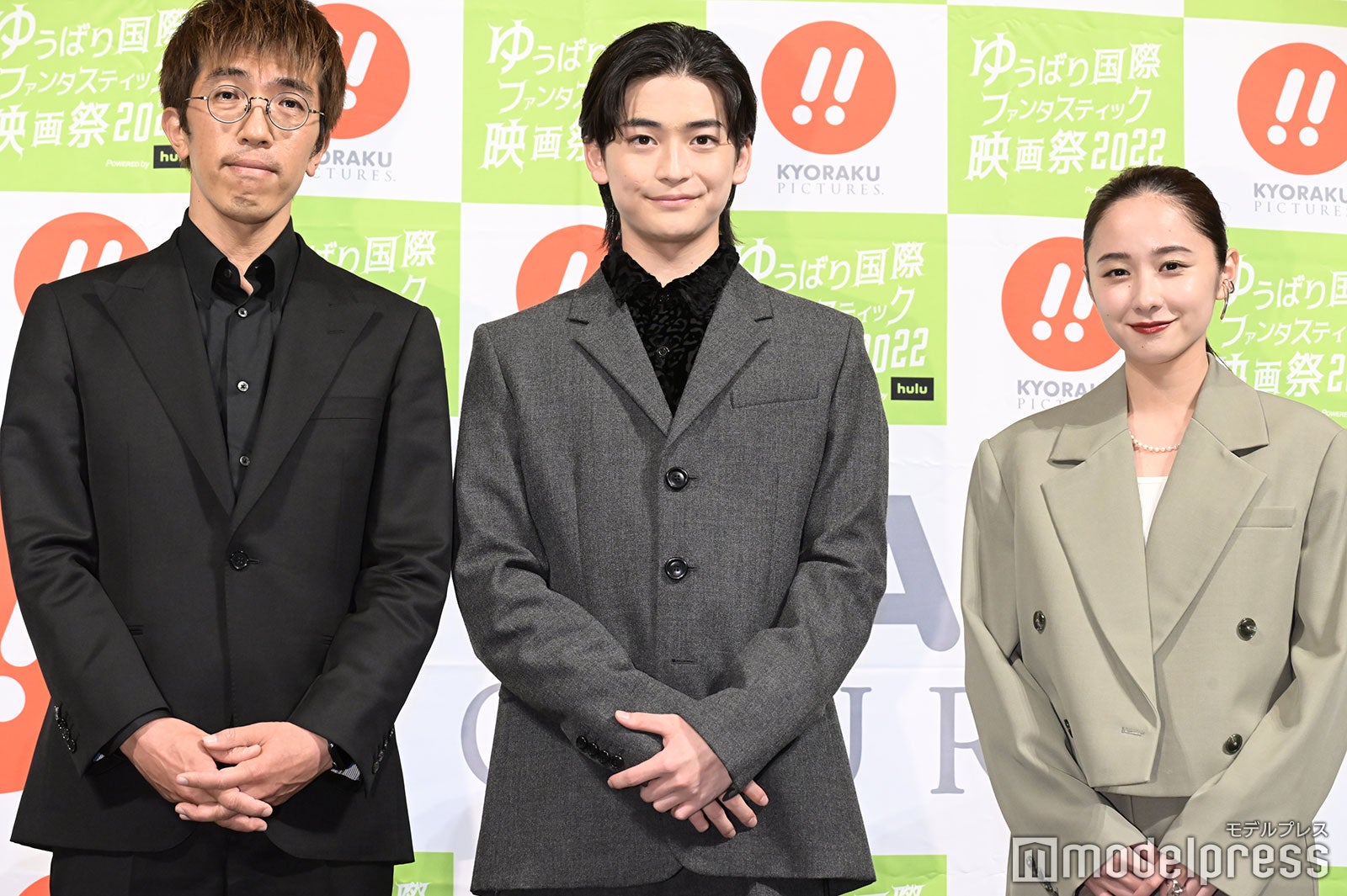 荒木哲郎、高橋文哉、堀田真由（C）モデルプレス