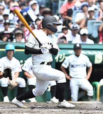 長崎日大、OBの人気芸人が現地で応援を報告 高校時代は夏の甲子園でベスト4も間違えてベンチ入り？