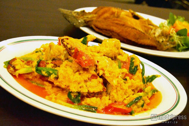 タイに行ったら一度は食べておきたい「SOMBOON SEAFOOD」の絶品蟹カレー【モデルプレス】