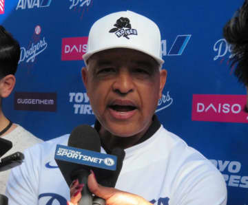 ドジャース・ロバーツ監督 佐々木朗希の開幕ローテ入り“保証”「去年のベストの状態よりいい」