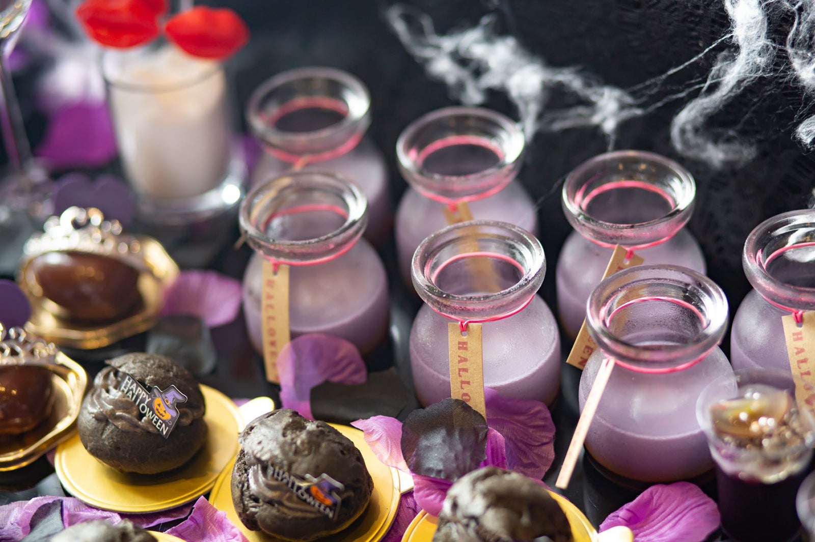 ダークプリンセスのナイトスイーツパーティー／画像提供：ベストブライダル