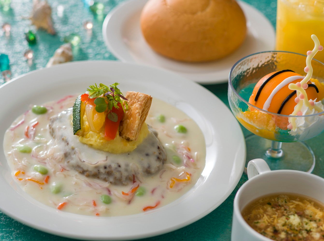 スペシャルセット2,680円（C）Disney