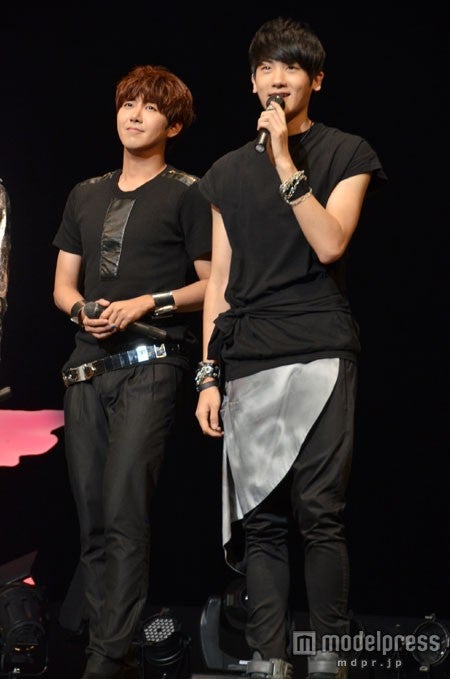 左から：グァンヒ、ヒョンシク