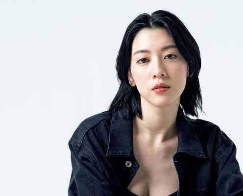 三吉彩花、美谷間&鍛え抜かれた腹筋披露 ハードなトレーニング裏話も