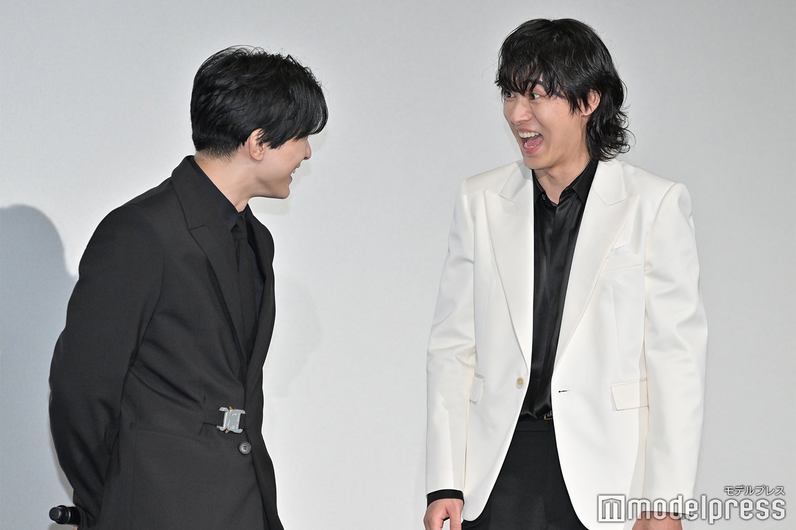 吉沢亮、山崎賢人（C）モデルプレス