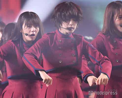 欅坂46、真紅衣装で「不協和音」内村光良「まさか2回見られるとは」<紅白リハ3日目>