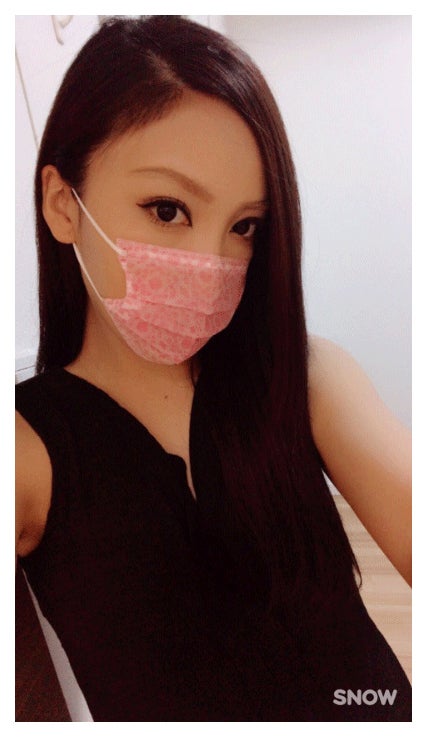 ざわちんオフィシャルブログ（Ameba）より