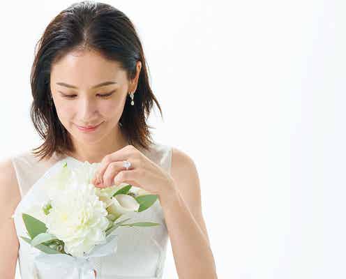 吉田羊、大人の魅力溢れるウエディングドレス 結婚式は「年齢など気にせず前向きに」