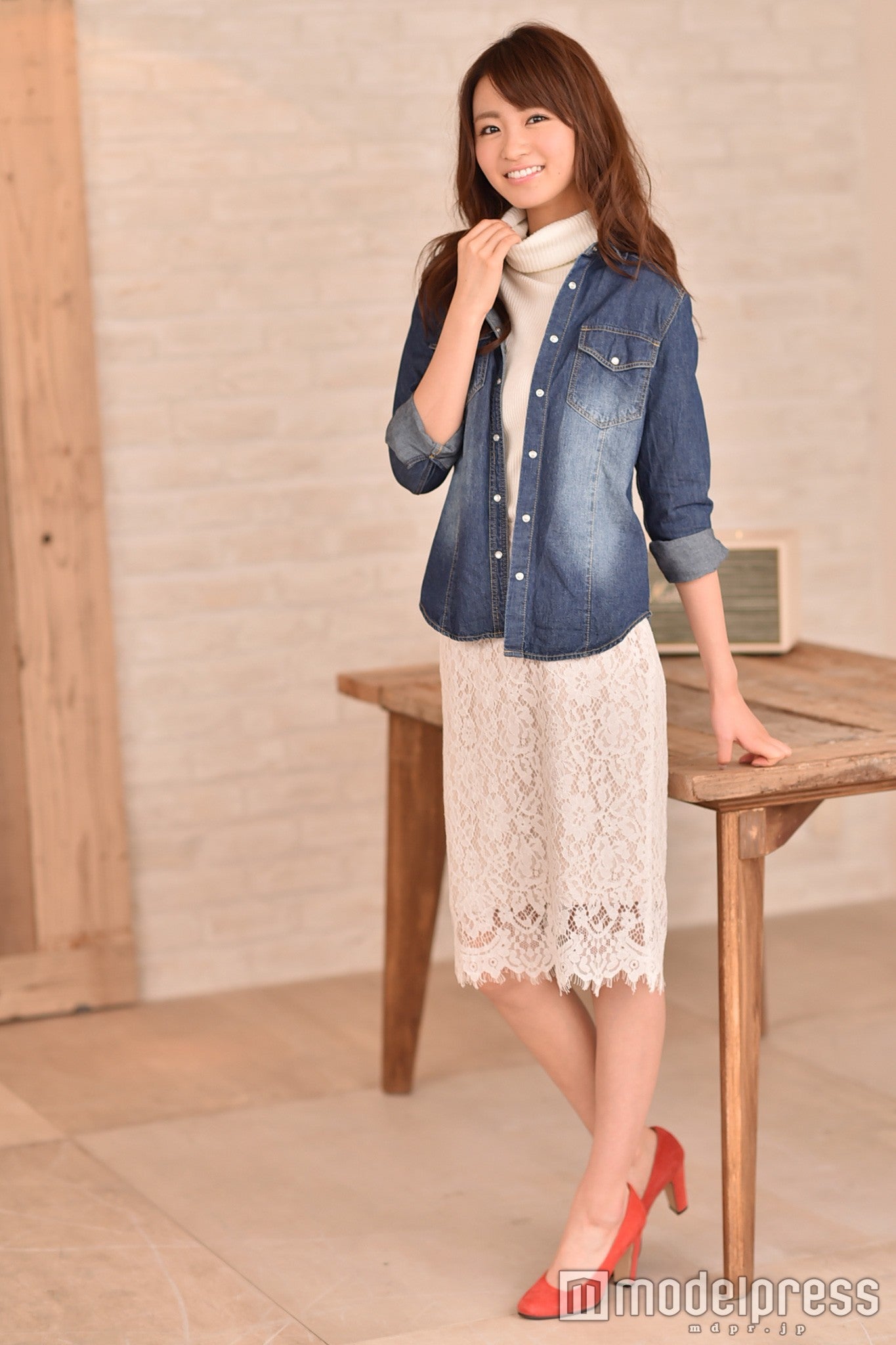 岡崎紗絵（C）モデルプレス