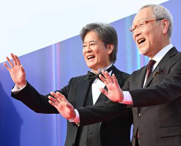 唐沢寿明「役がムカついた」 主演映画「ミステリー・アリーナ」舞台挨拶 横浜国際映画祭にスター集結