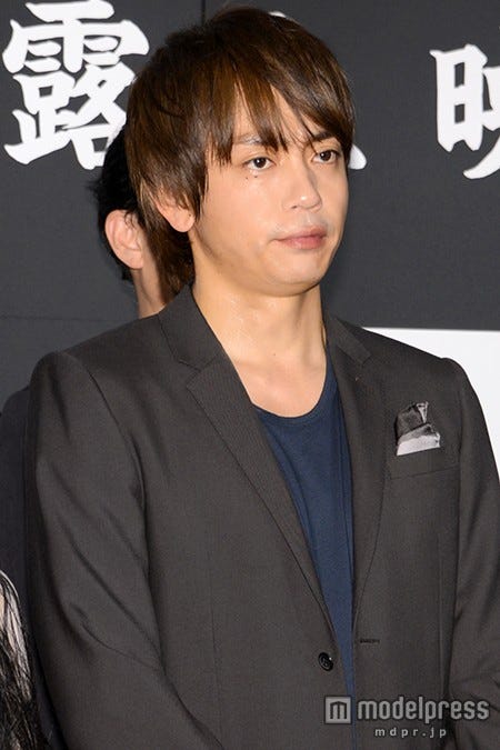 佐々木希の現場での様子を暴露した青柳翔